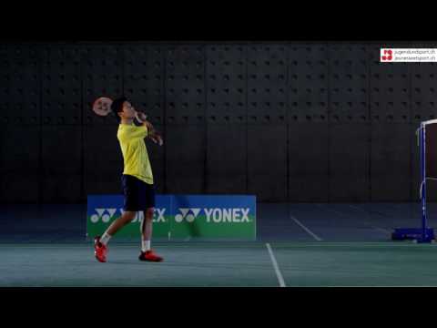 Badminton: Aufschlag Vorhand lang (seitlich)